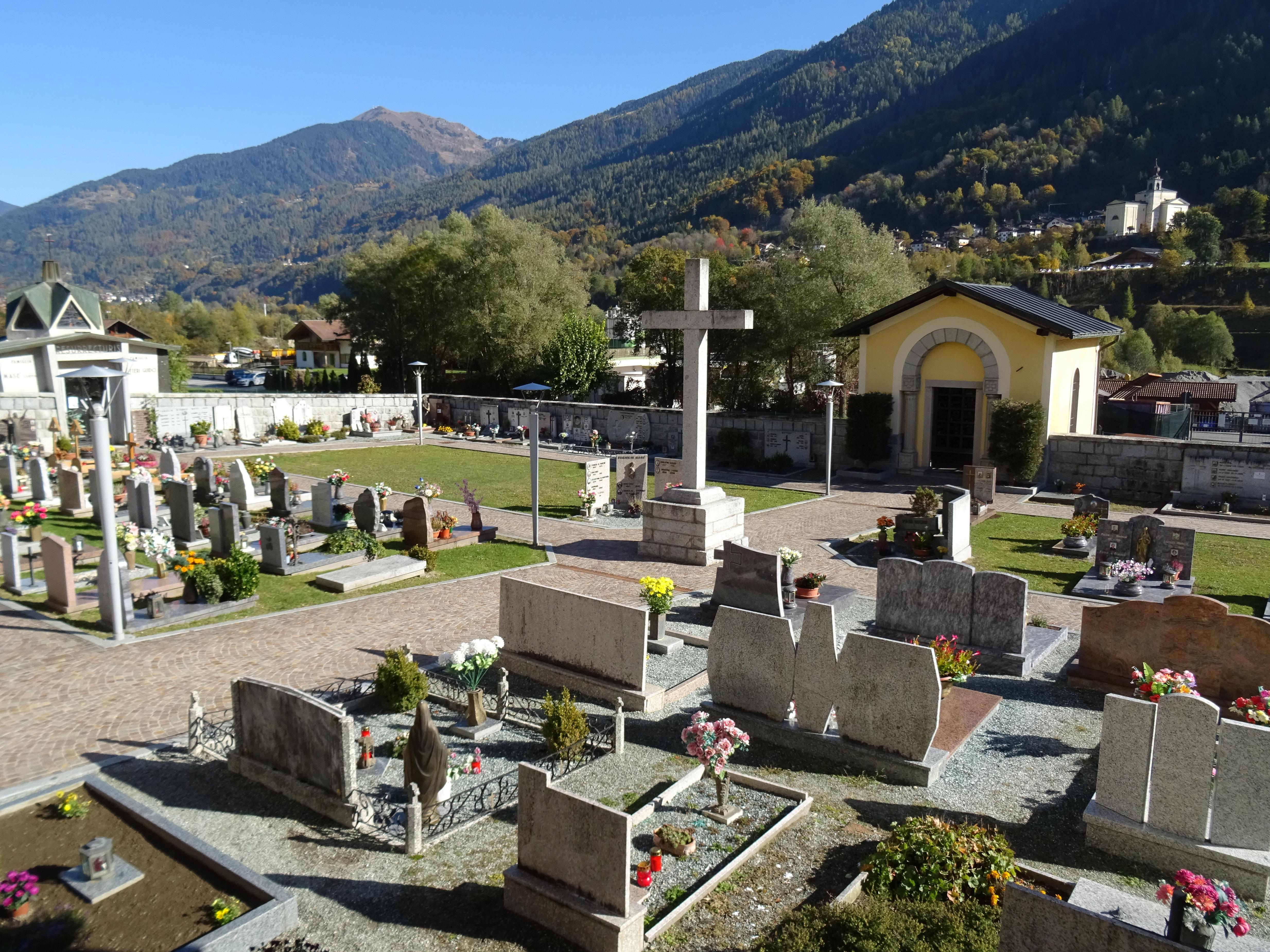 cimitero di Strembo