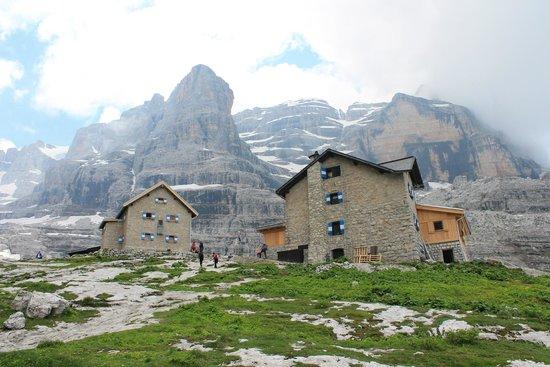 Rifugio Tuckett e Sella