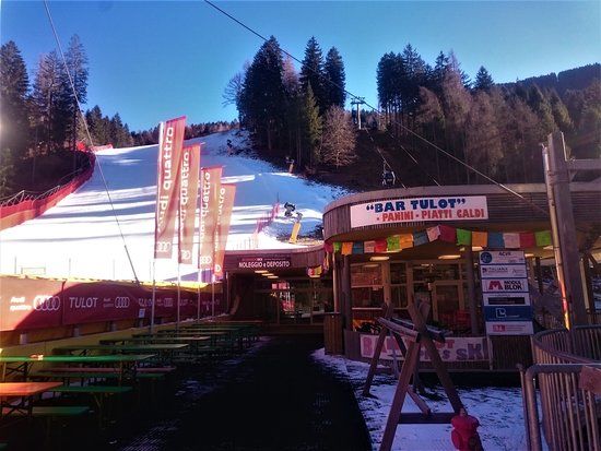 Apres Ski Bar Tulot